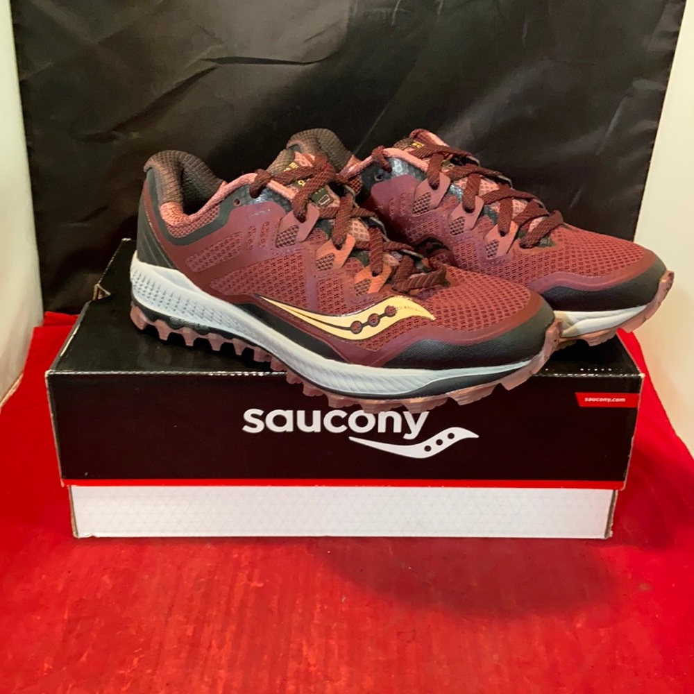 Womens Saucony Peregrine 8 Running Shoes Size 7.5